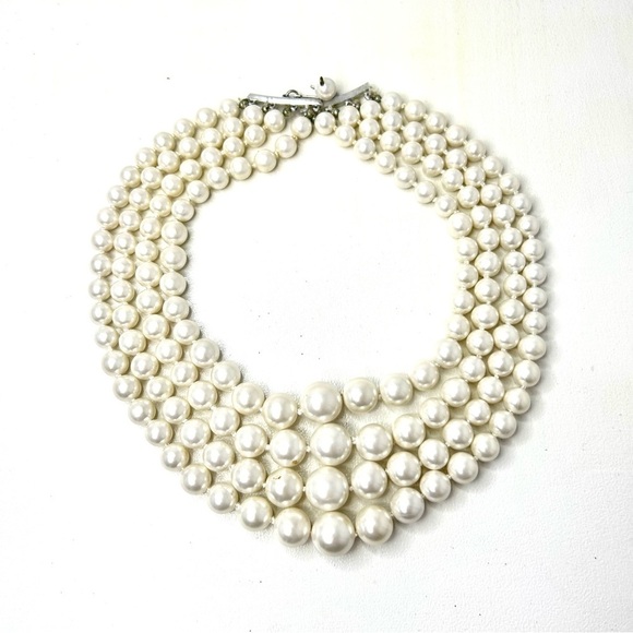 Vintage 4 Strands  of Faux White Pearls 14” Max - Picture 4 of 8